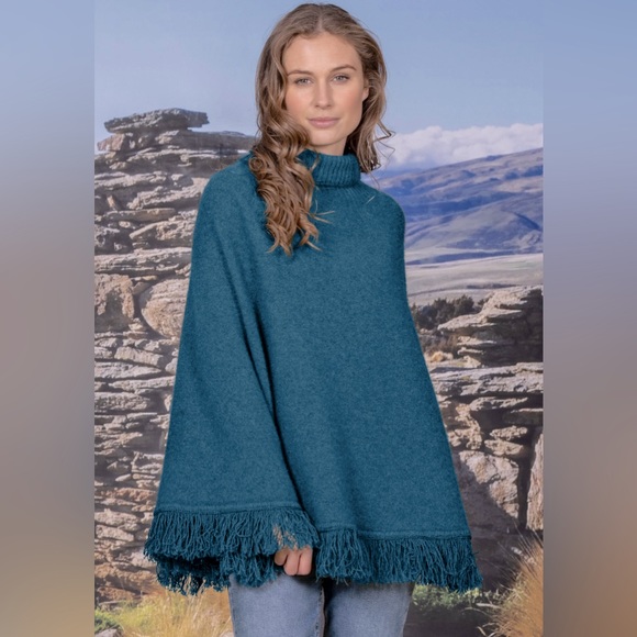 Noble Wilde Sweaters - Fringed Poncho Possum / Merino/ New Zealand/ Noble Wilde 🇳🇿